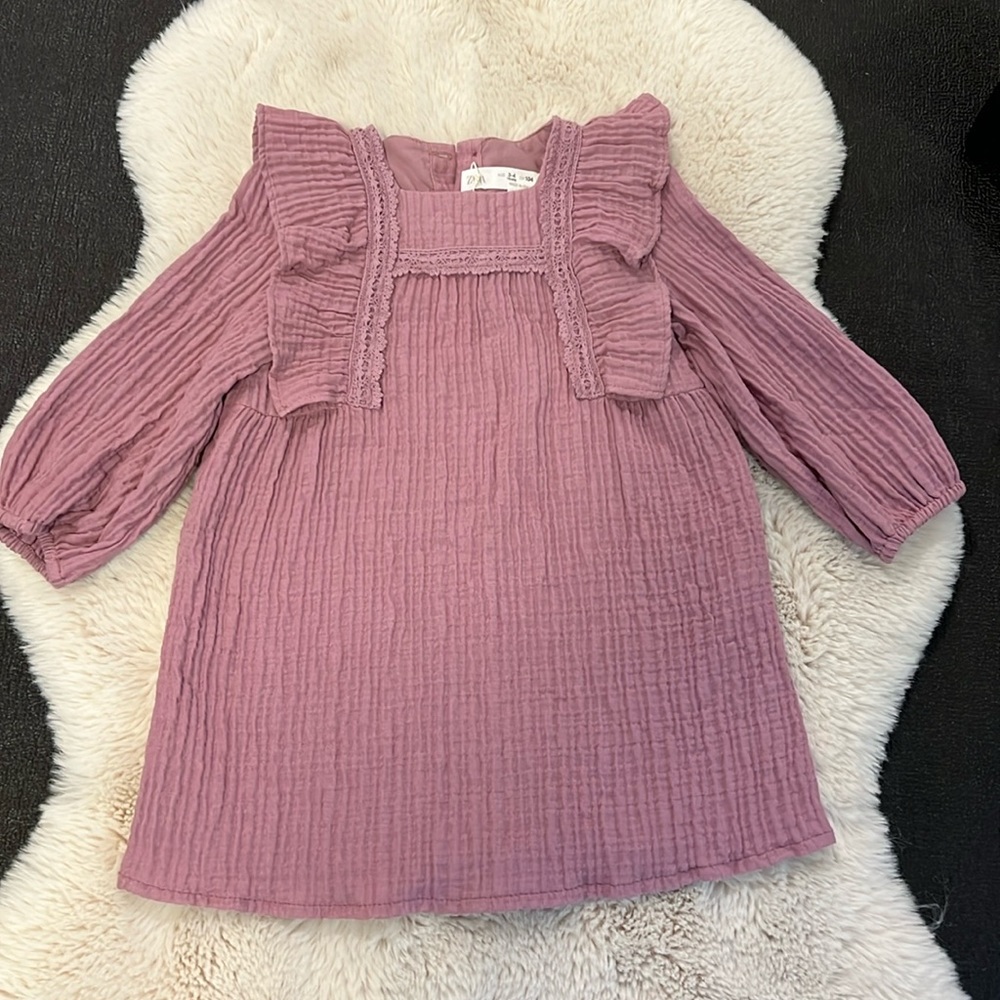 Zara Dress Size 3-4 NWT